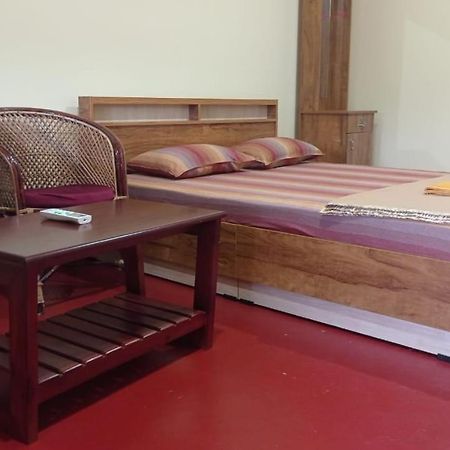 Canalview Private Cottage Azhikkal Ayiram Thengu Panmana Exterior photo