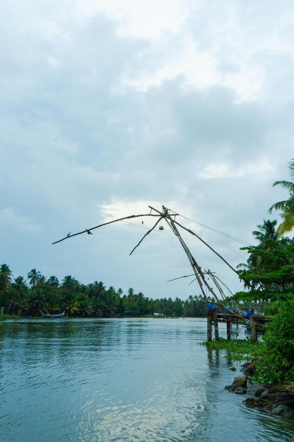 Canalview Private Cottage Azhikkal Ayiram Thengu Panmana Exterior photo